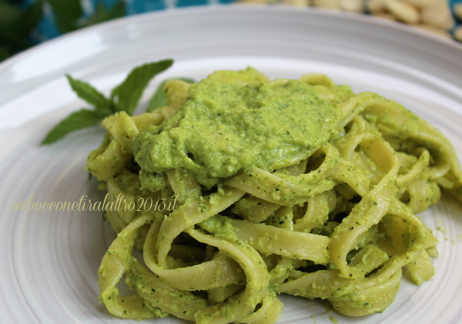 Fettuccine pesto zucchine