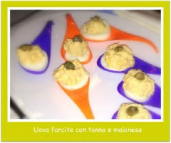 Cucchiai di uova farcite